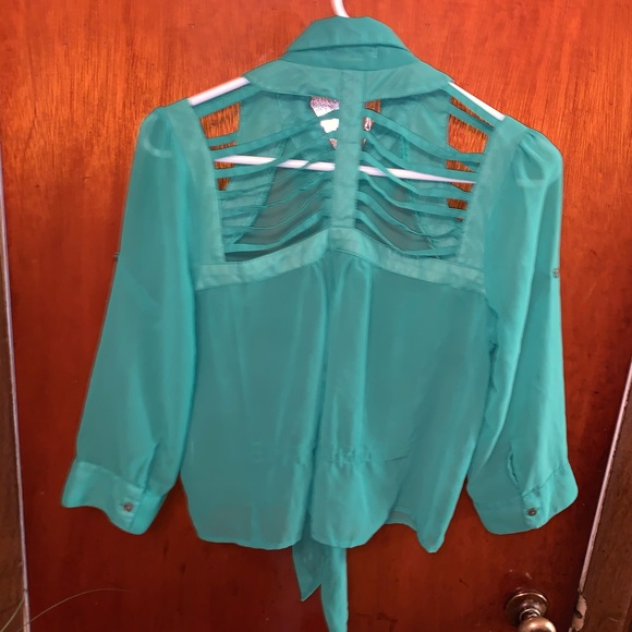 Green sheer cut-out button up with bottom tie - Picture 2 of 3